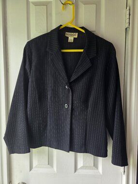 Briggs Petite Black Pinstrip Crop Jacket Women's Size 12 P